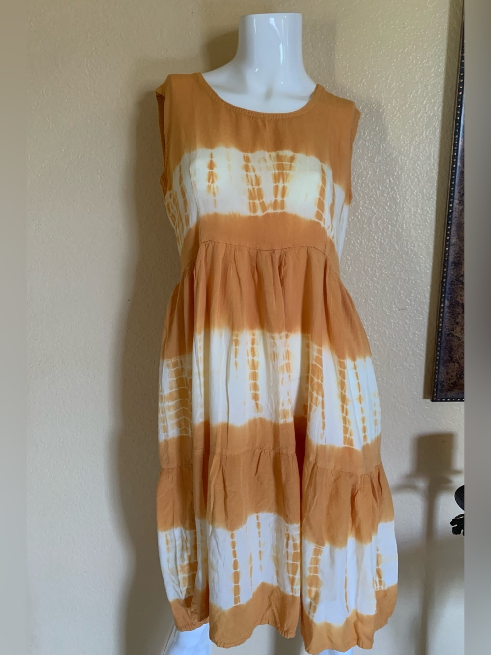 Sleeveless Tie-Dye Midi Dress in Mustard and White